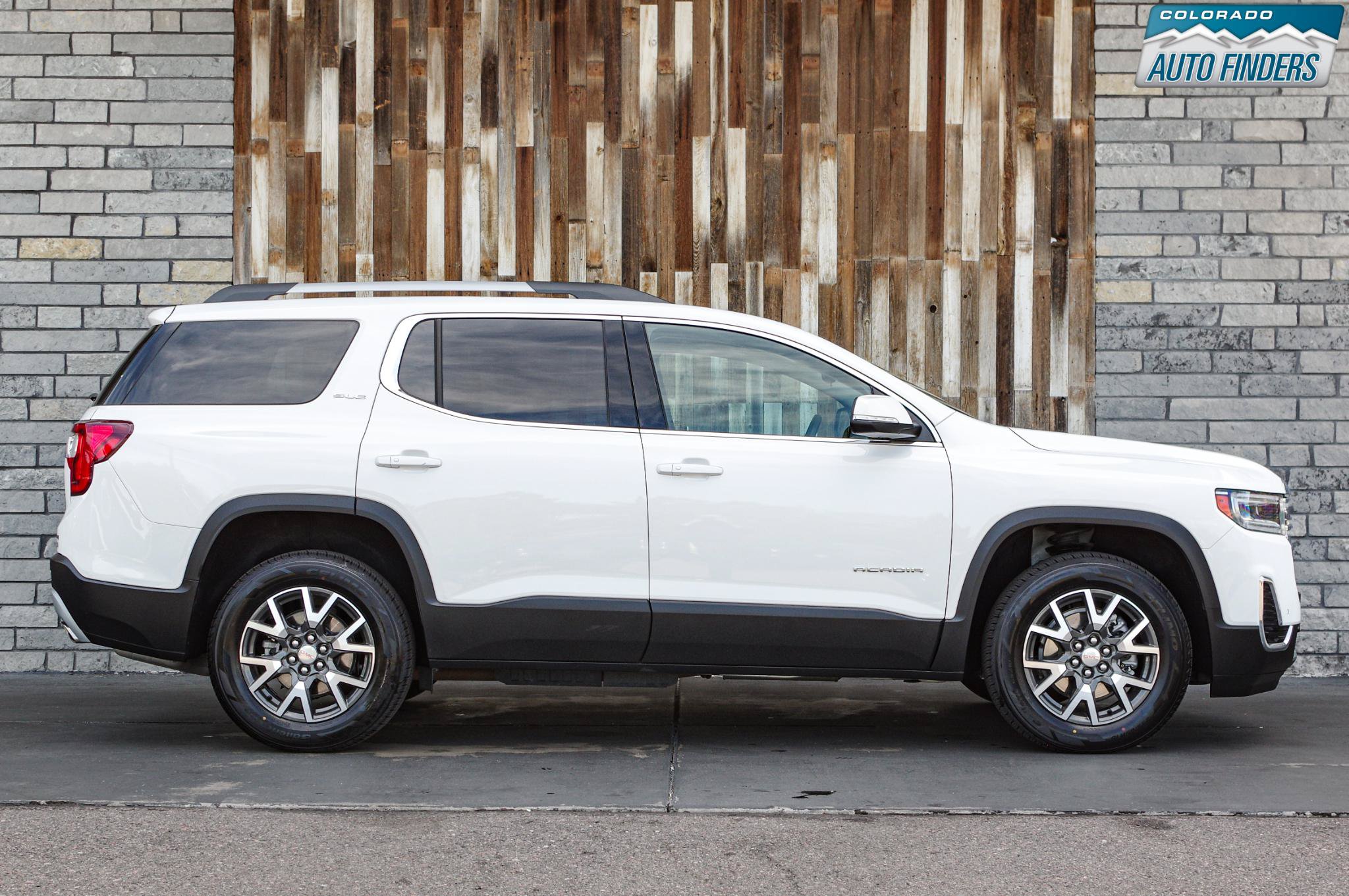 Used 2023 GMC Acadia SLE w/ Driver Convenience Package AWD/4WD image 8