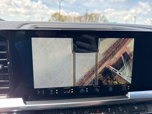 Used 2023 GMC Sierra 1500 Elevation w/ Preferred Package image 44