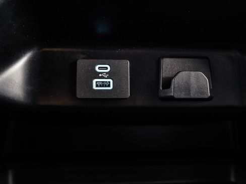 Used 2024 Ford F150 XLT w/ Tow/Haul Package image 37