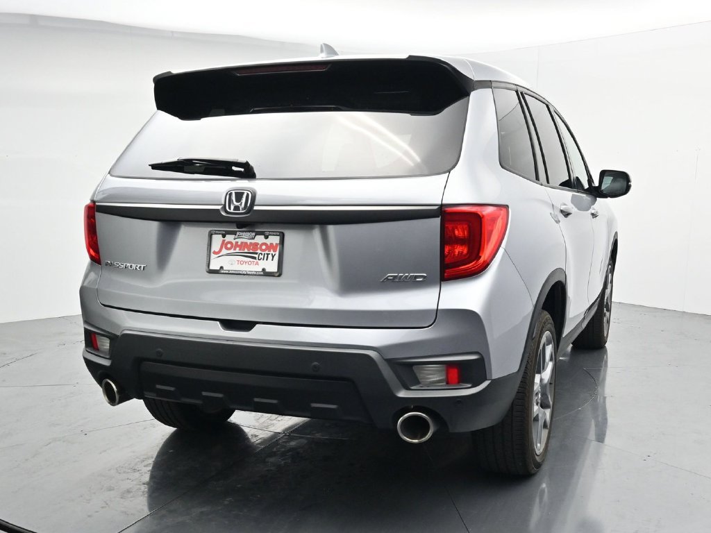 Used 2023 Honda Passport EX-L image 6