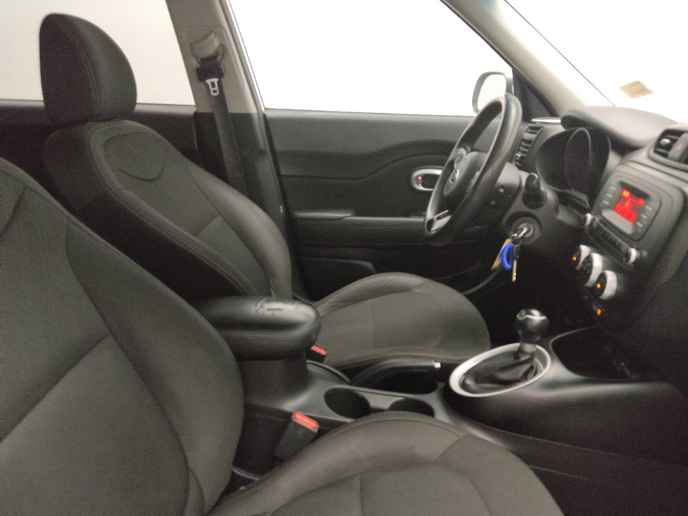 Used 2016 Kia Soul FWD image 21