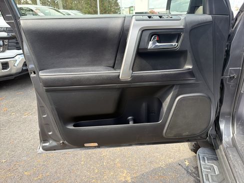 Used 2016 Toyota 4Runner SR5 Premium AWD/4WD image 14