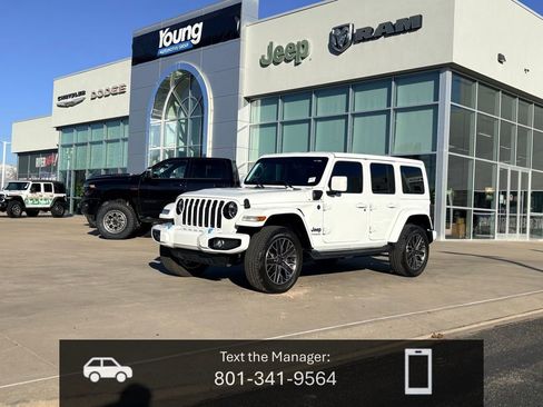 Used 2022 Jeep Wrangler Unlimited Sahara image 1