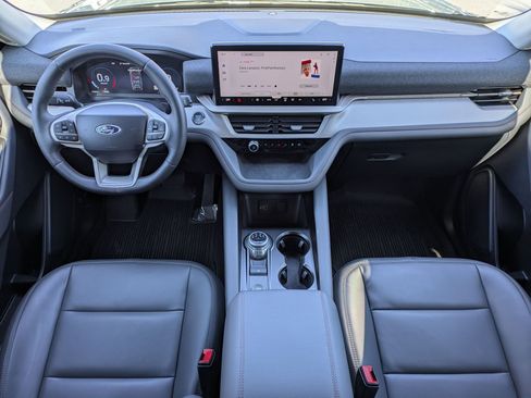 New 2026 Ford Explorer Active w/ Active Comfort Package RWD image 19