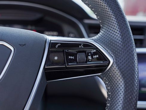 Used 2020 Audi S7 Premium Plus w/ S Sport Package image 19