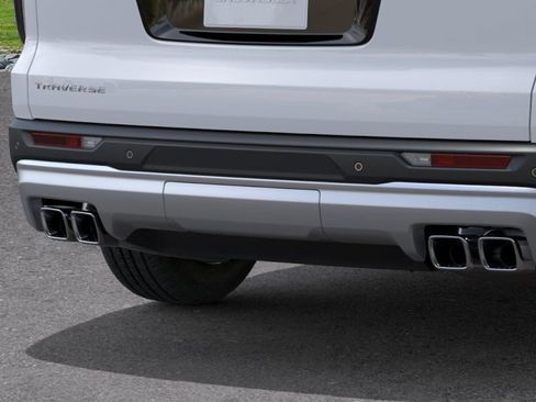 New 2026 Chevrolet Traverse LT w/ Driver Confidence Package FWD image 14