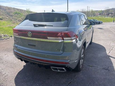 Used 2024 Volkswagen Atlas Cross Sport SEL R-Line image 13