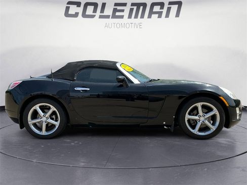 Used 2008 Saturn Sky w/ Weekend Getaway Package image 6