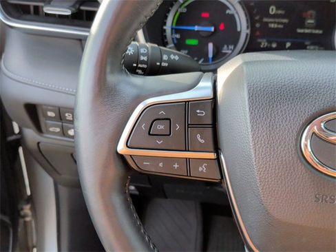 Used 2020 Toyota Highlander Limited image 16