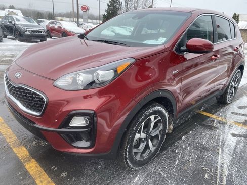 Used 2022 Kia Sportage LX image 8