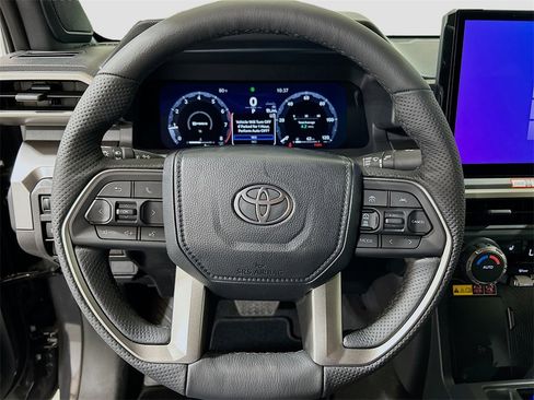 New 2025 Toyota Tacoma TRD Off-Road image 9