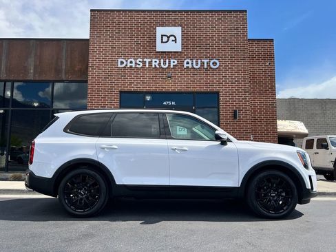 Used 2022 Kia Telluride EX w/ EX Premium Package AWD/4WD image 7