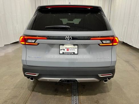 New 2026 Toyota Grand Highlander AWD Hybrid image 5