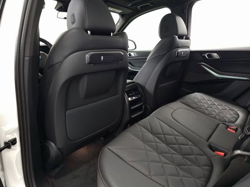 Used 2026 BMW X5 xDrive40i w/ Premium Package image 31