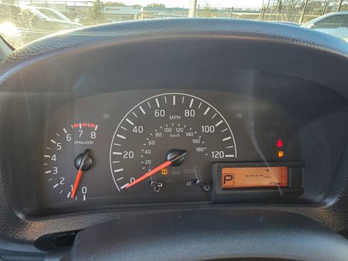 Used 2019 Nissan NV200 S image 41