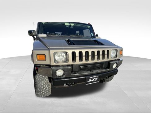 Used 2005 HUMMER H2 w/ Preferred Equipment Group AWD/4WD image 9