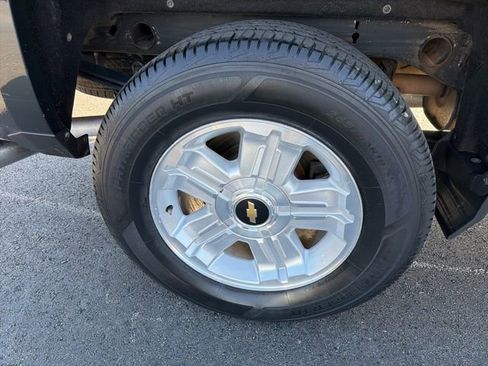 Used 2018 Chevrolet Silverado 1500 LT w/ Texas Edition image 6