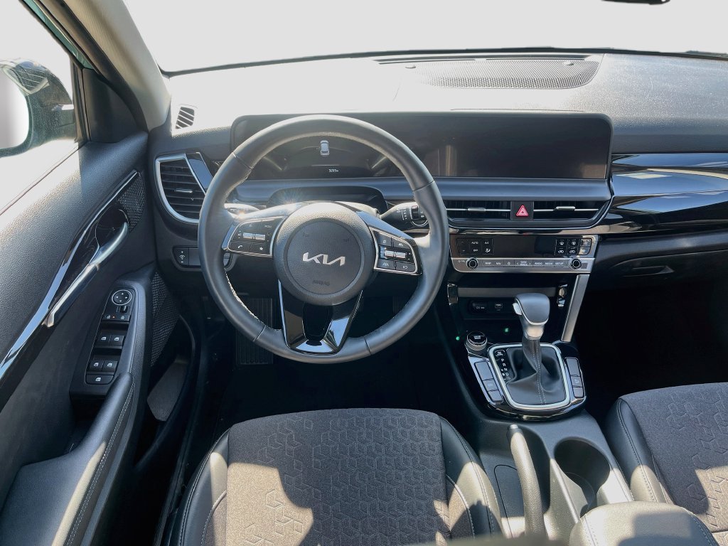 Used 2026 Kia Seltos S FWD image 22