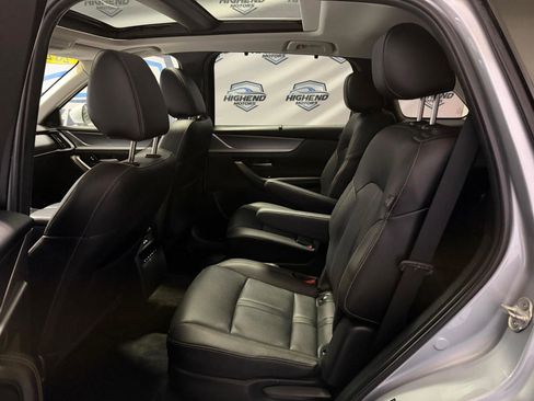 Used 2024 MAZDA CX-90 3.3 Turbo w/ Premium Package image 19