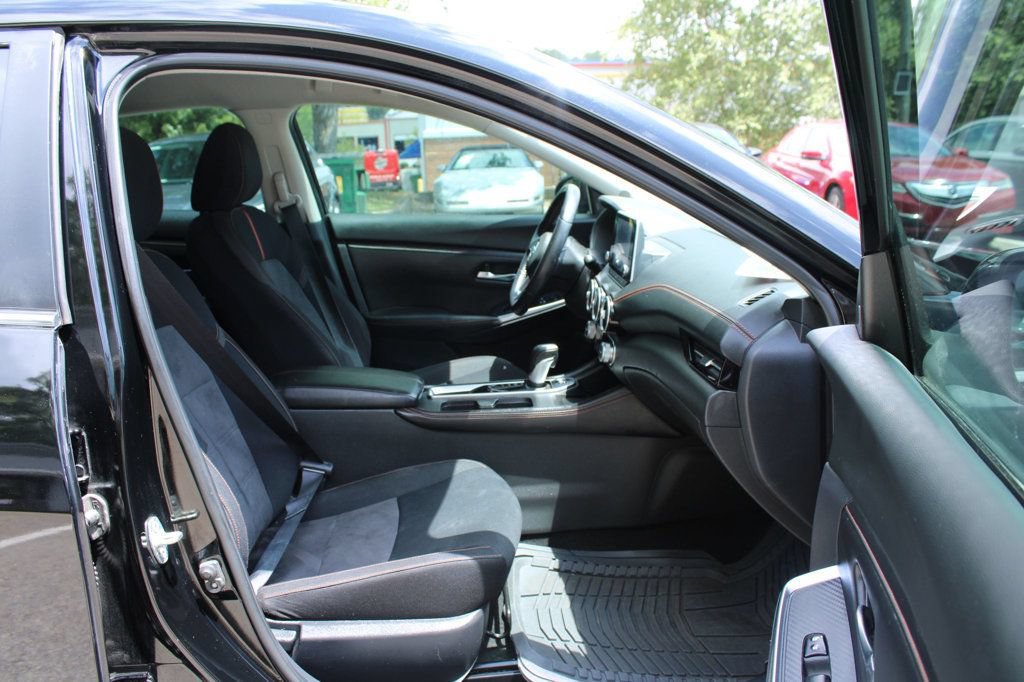Used 2020 Nissan Sentra SR FWD image 29