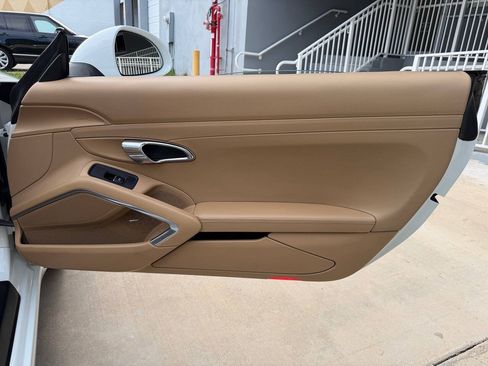 Used 2015 Porsche 911 Carrera RWD image 22