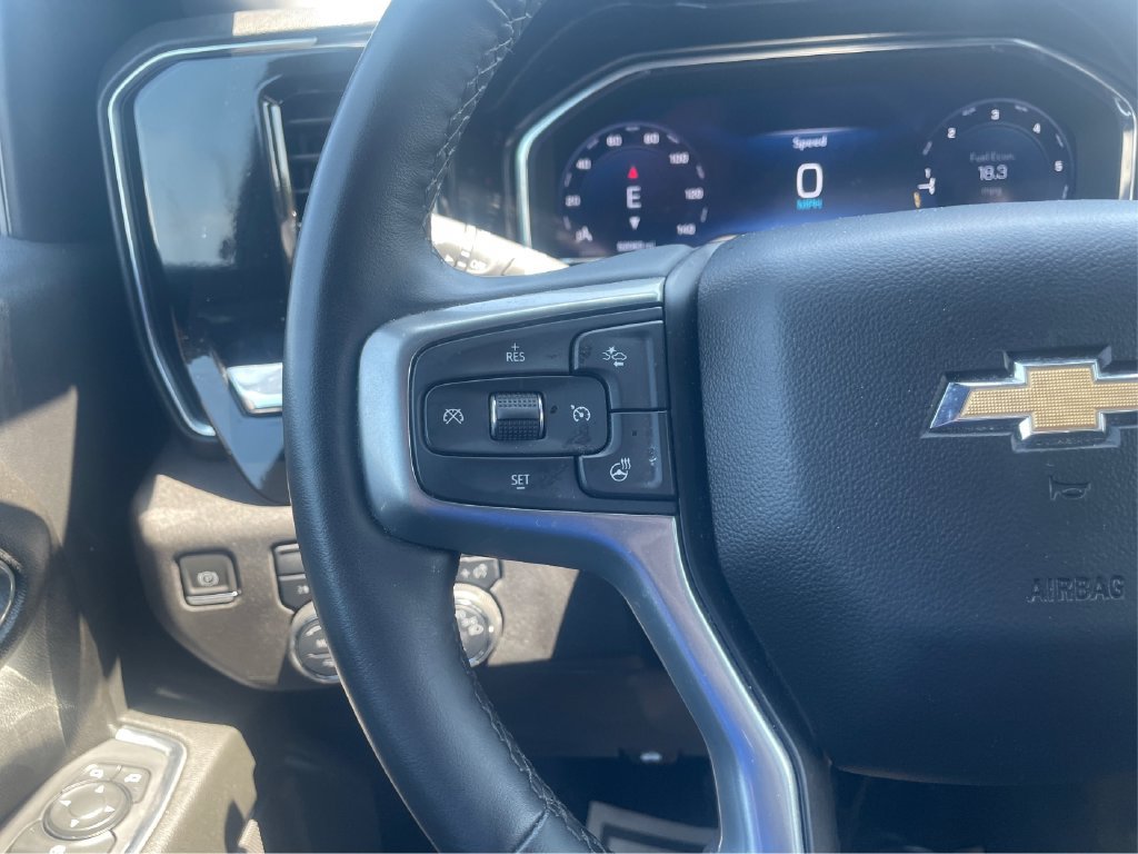 Used 2024 Chevrolet Silverado 1500 LT AWD/4WD image 29