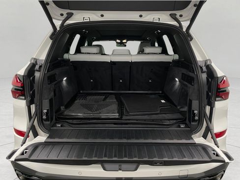 Used 2026 BMW X5 xDrive40i AWD/4WD image 8