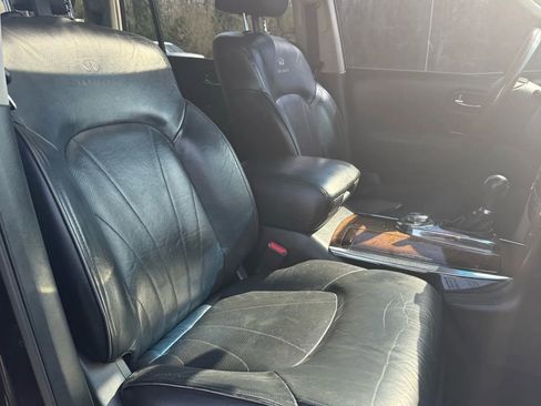 Used 2012 INFINITI QX56 4WD w/ Deluxe Touring Pkg image 31