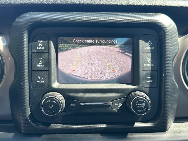 Used 2020 Jeep Wrangler Unlimited Sport AWD/4WD image 31