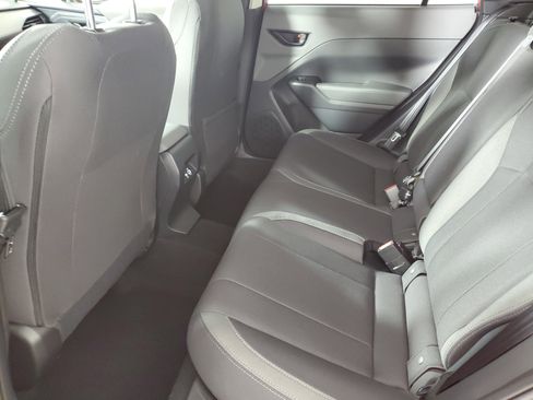 Used 2025 Subaru Crosstrek 2.0i Premium image 13