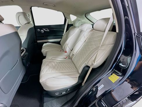 New 2026 Genesis GV80 3.5T e-SC AWD/4WD image 17