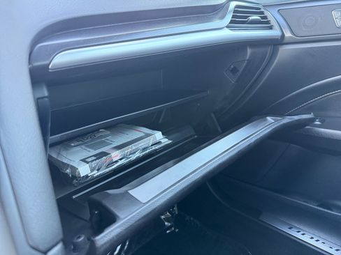 Used 2020 Ford Fusion Energi Titanium image 21