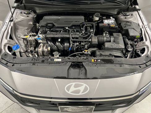 Used 2025 Hyundai Elantra SEL image 64