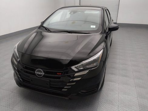 Used 2025 Nissan Versa SR image 15