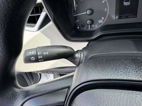 Used 2023 Toyota Corolla LE FWD image 25
