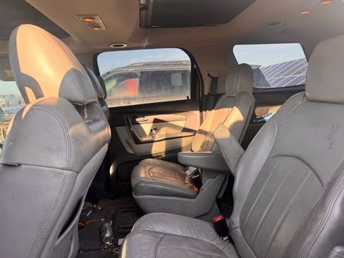 Used 2012 GMC Acadia Denali AWD/4WD image 25