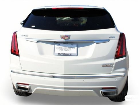 Used 2025 Cadillac XT5 Premium Luxury image 6
