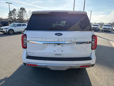 Used 2023 Ford Expedition Limited image 6