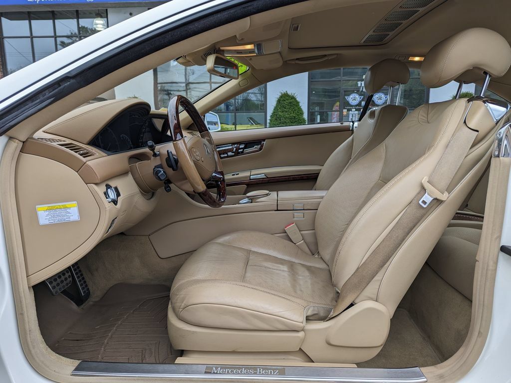 Used 2013 Mercedes-Benz CL 550 4MATIC image 13