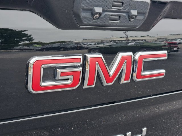 Used 2023 GMC Sierra 1500 Denali w/ Denali Reserve Package AWD/4WD image 15