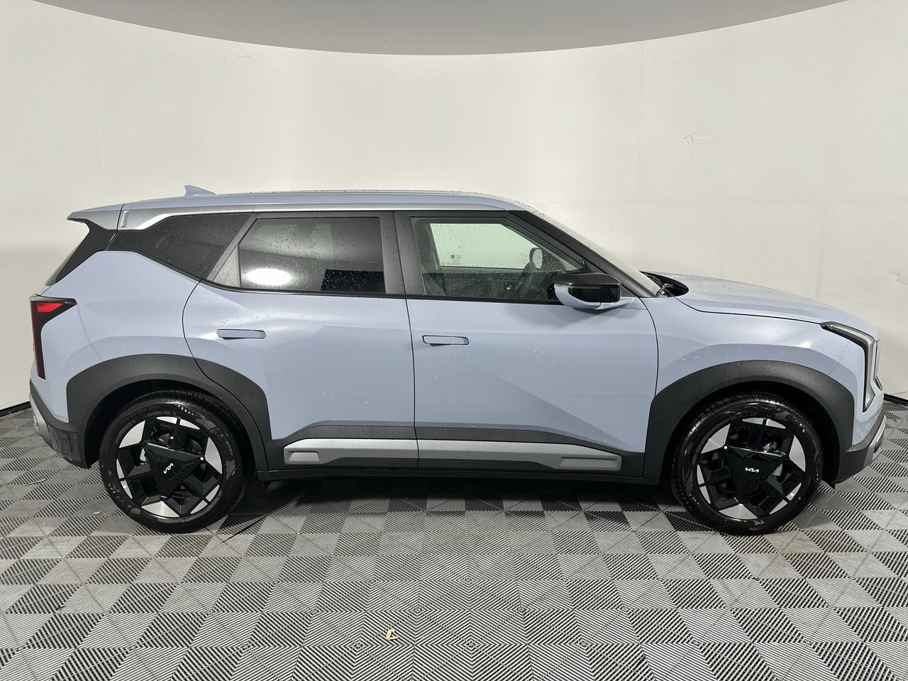 New 2027 Kia Seltos S FWD image 18