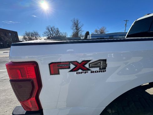 Used 2022 Ford F350 Lariat w/ Lariat Ultimate Package image 7