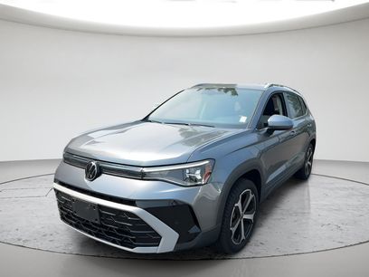 Used 2025 Volkswagen Taos SEL