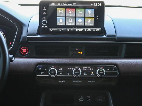 Used 2024 Honda Pilot Elite image 16