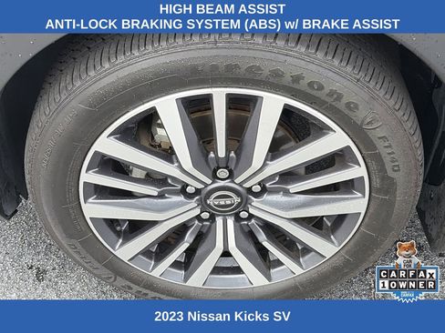 Used 2023 Nissan Kicks SV FWD image 9