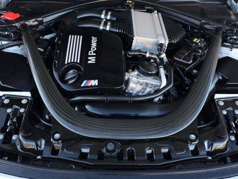 Used 2016 BMW M4 Coupe RWD image 11