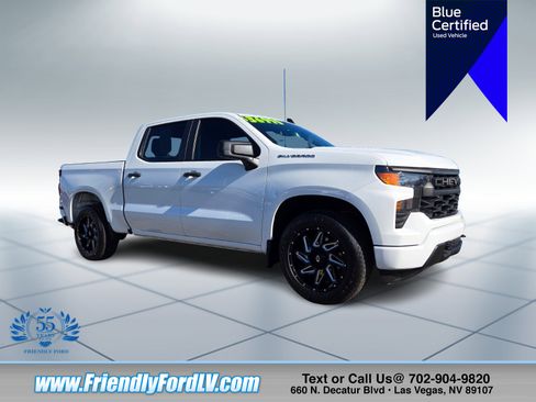 Used 2023 Chevrolet Silverado 1500 Custom image 1