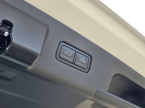 New 2025 Kia Telluride EX w/ EX Captain's Chair Package image 4