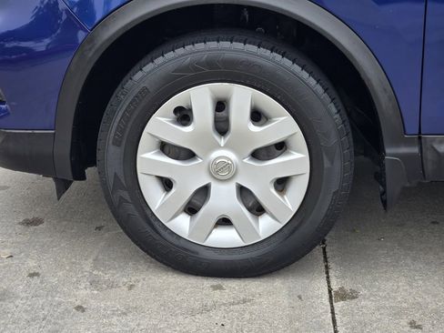 Used 2020 Nissan Rogue Sport S FWD image 17