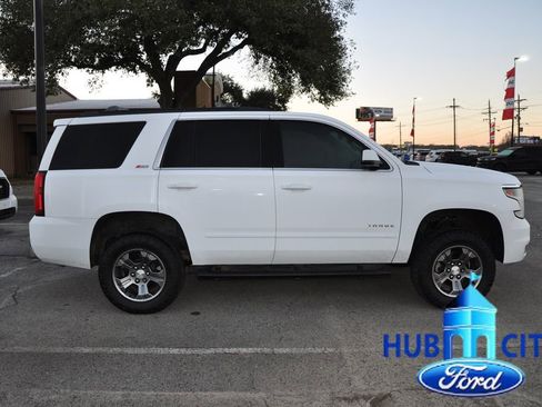 Used 2017 Chevrolet Tahoe LT image 6